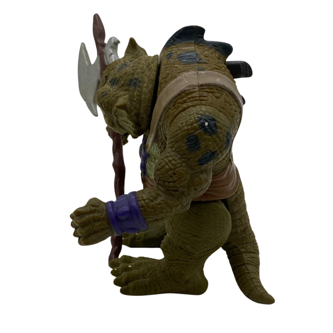 Thundercats Slythe action figure complete with axe and working mechanism 837