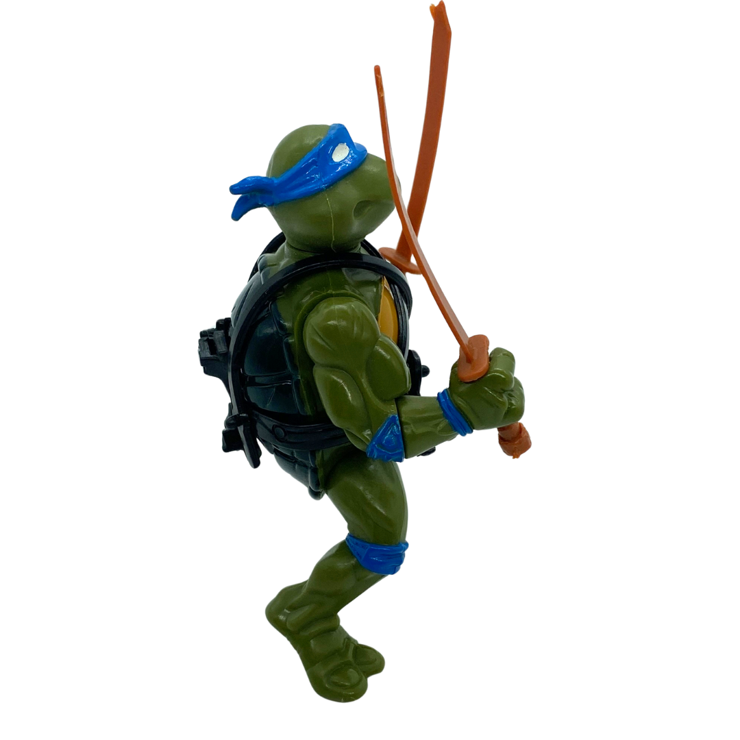 Teenage Mutant Ninja Turtles Leonardo original figure with swords Playmates