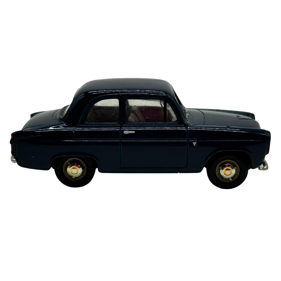 Vanguards 1:43 Ford Popular 100E Saloon in Box 340