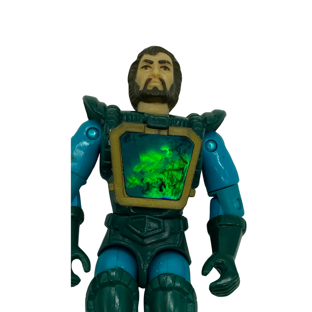 Visionaries Darkstorm figure with totem wear to totem 495