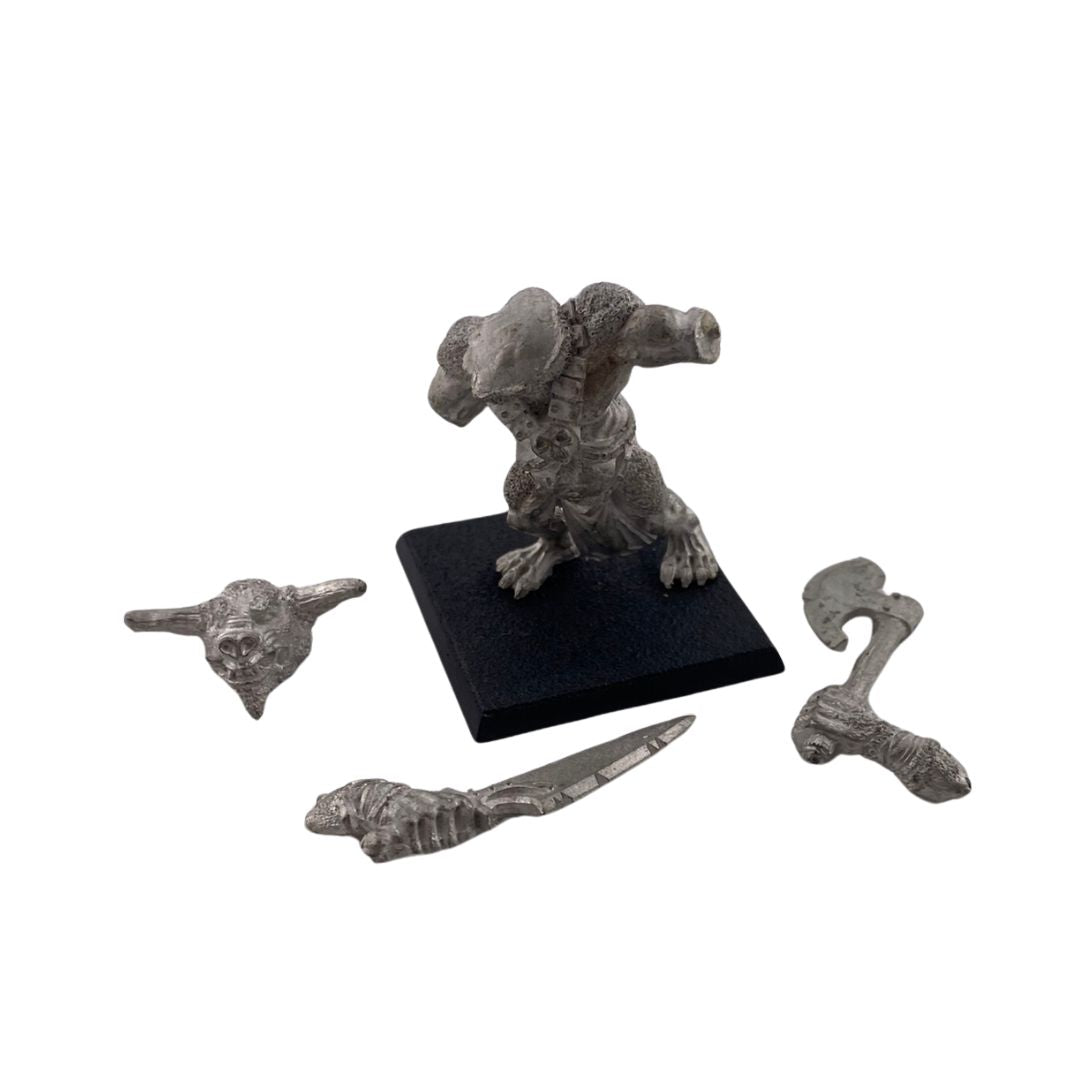 Games Workshop Warhammer Minotaur metal with stand 314