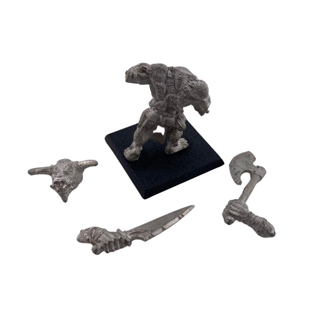 Games Workshop Warhammer Minotaur metal with stand 314