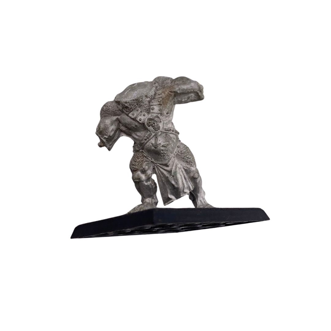 Games Workshop Warhammer Minotaur metal with stand 314