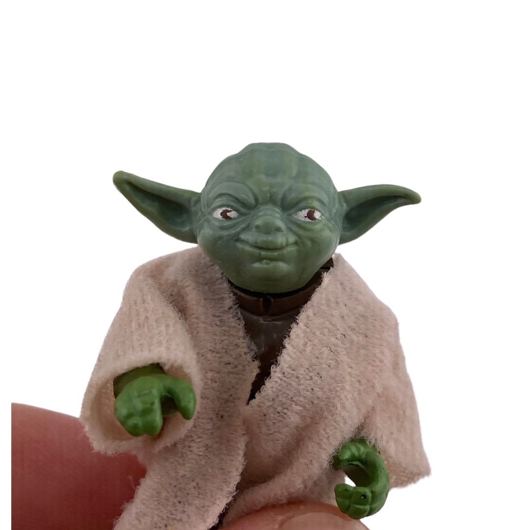 Vintage Star Wars Yoda with brown snake all original 427