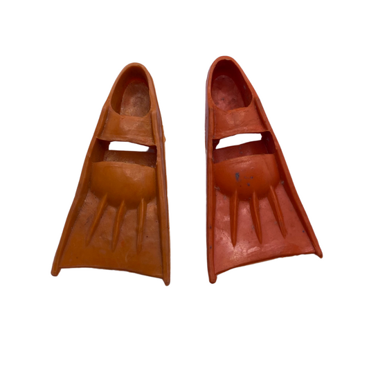 Vintage Action Man orange flippers 380