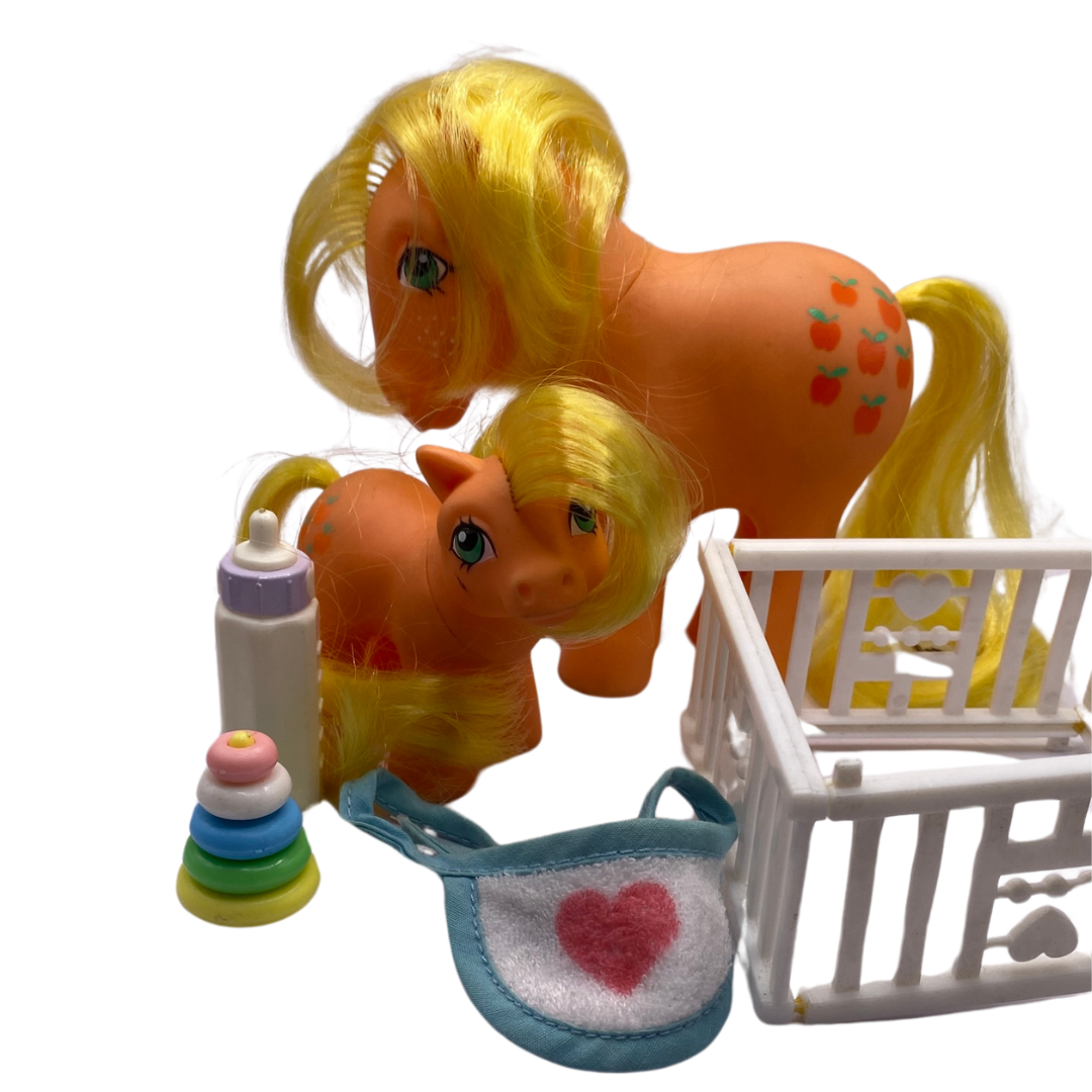 My Little Pony G1 Applejack & Baby Applejack with accessories 302
