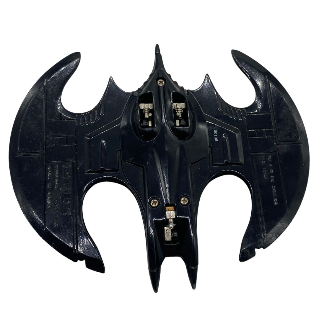 Batman Batwing diecast vehicle 1989 by Ertl 561