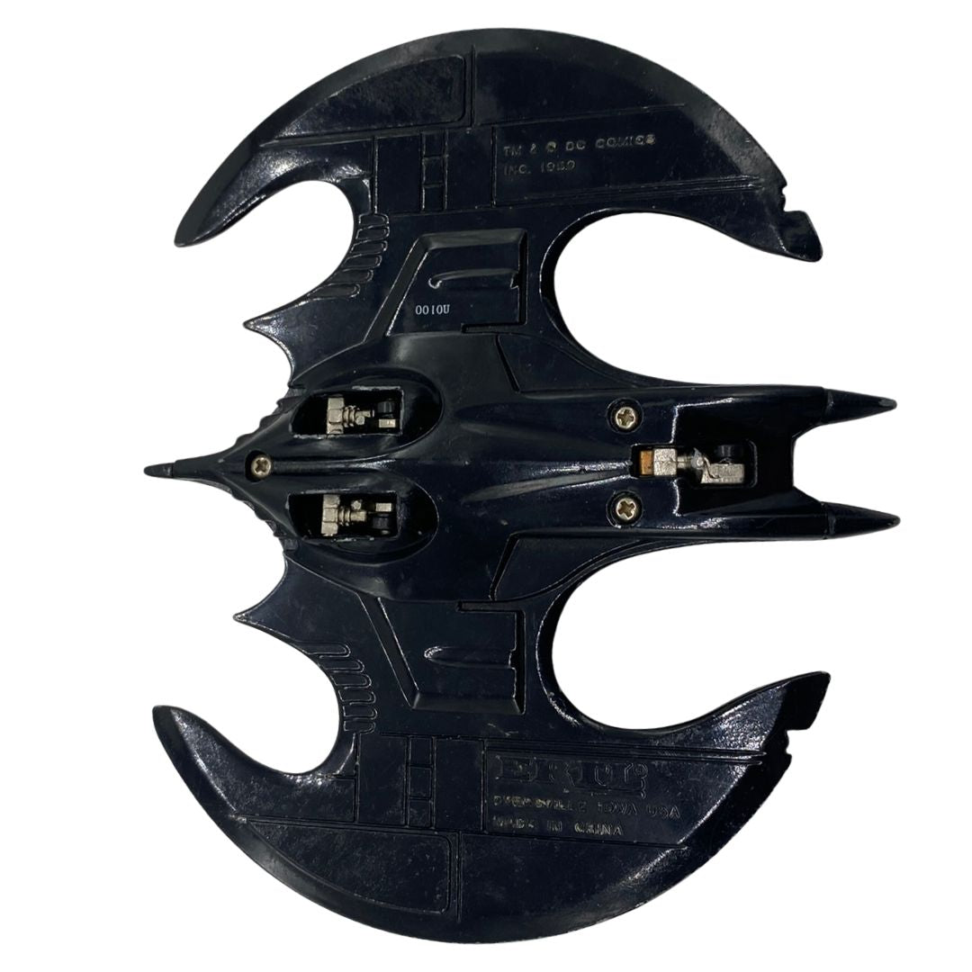 Batman Batwing diecast vehicle 1989 by Ertl 561