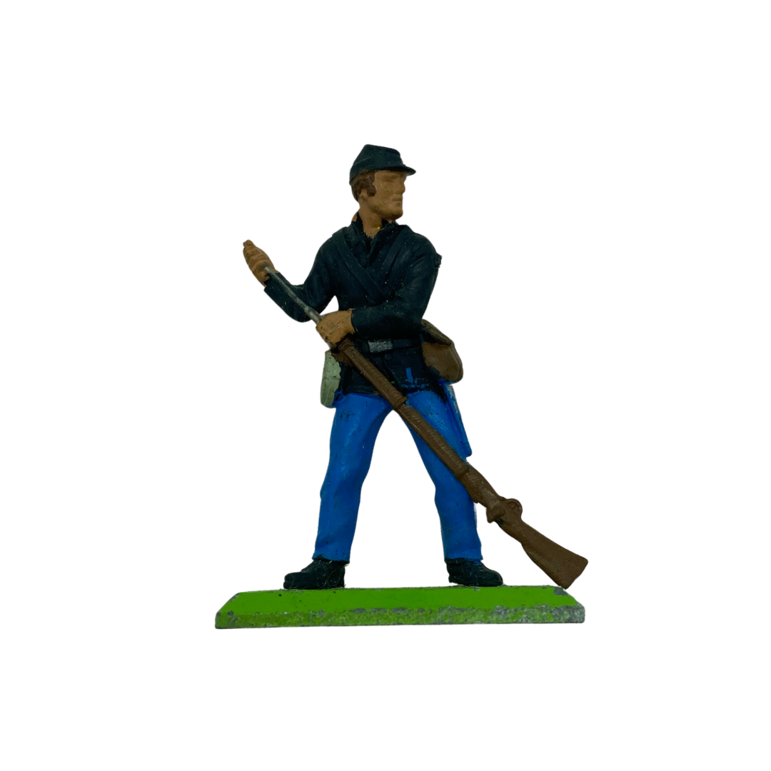 Britains 1971 American Civil War figures North & South Confederate with flag