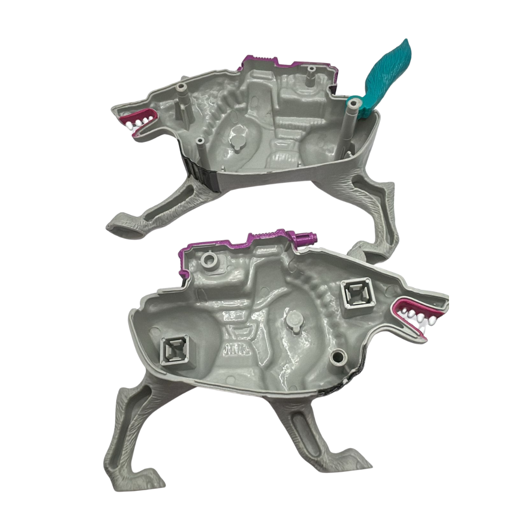 Transformers G1 Carnivac Pretenders shell with tail 1988 part Wolf 355