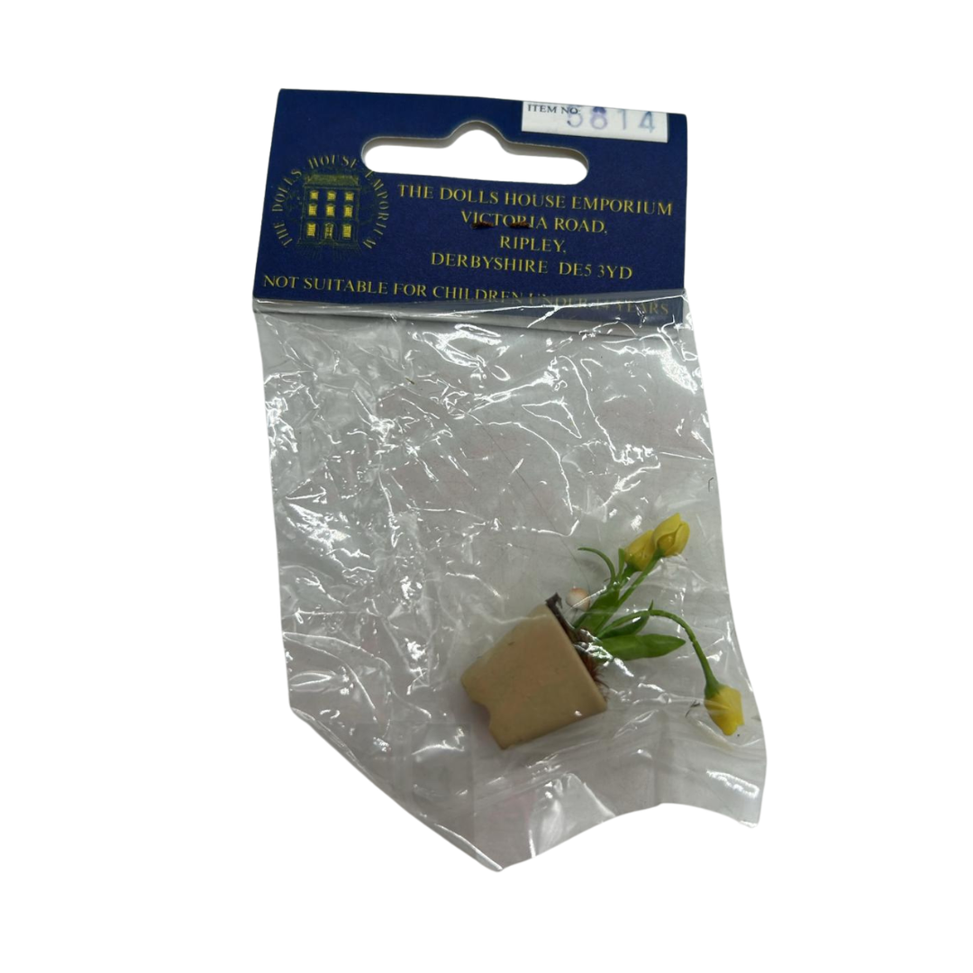 Dolls house Emporium flowers Tulips in unopened packet