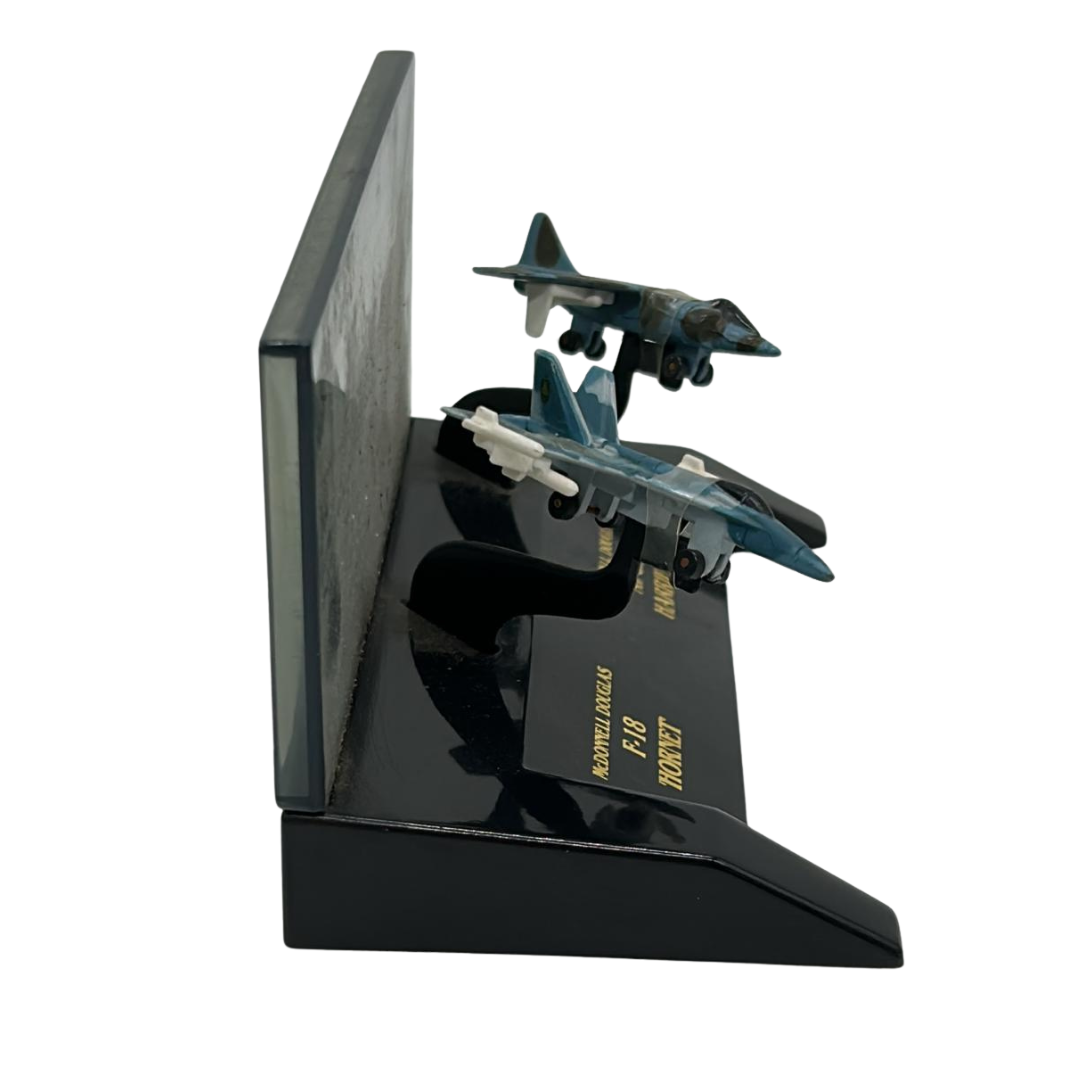 Ertl Force One Display Miniatures Hornet & Harrier 800