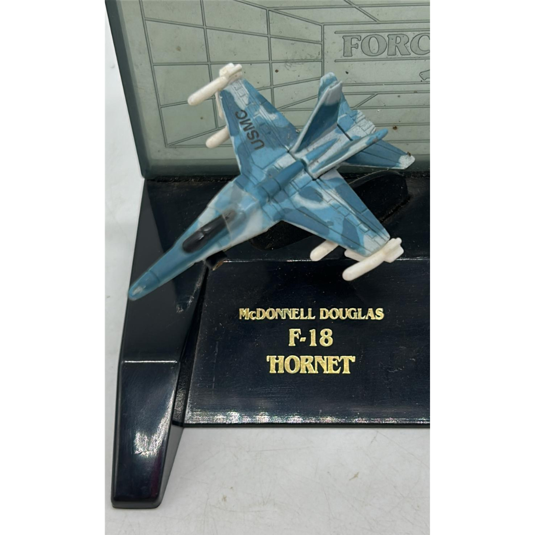 Ertl Force One Display Miniatures Hornet & Harrier 800
