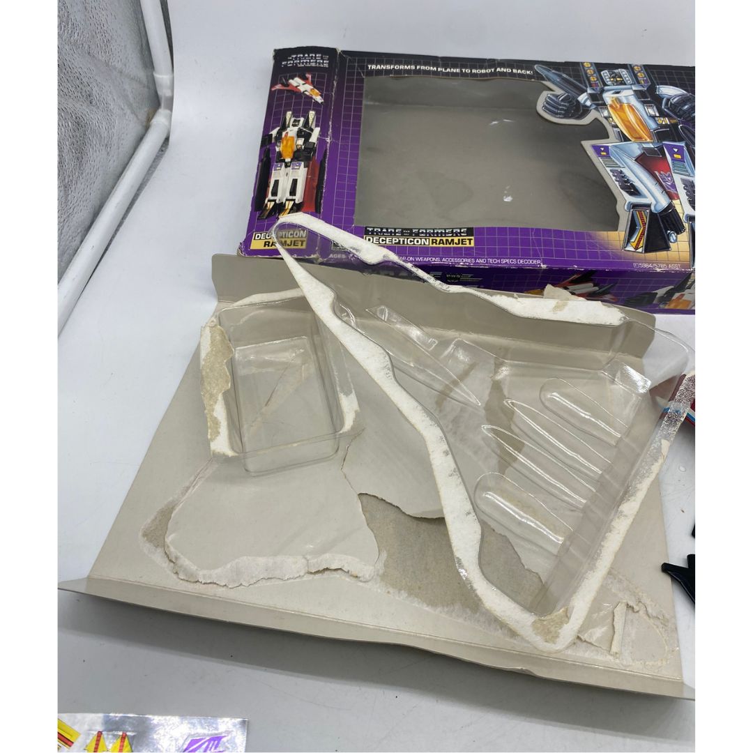 Transformers G1 Ramjet Seeker Jet boxed with inserts complete