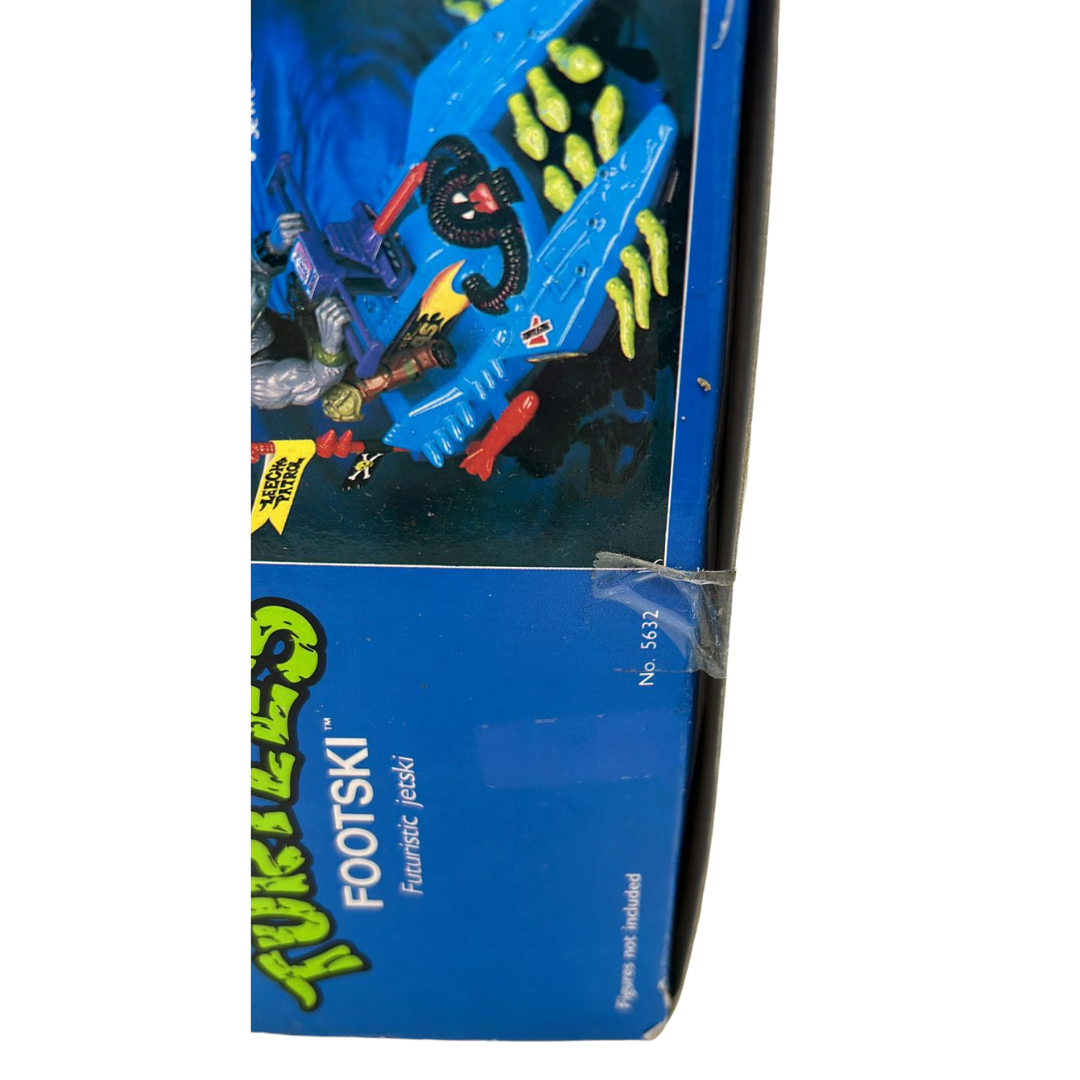 Teenage Mutant Ninja Turtles Footski boxed with inserts near complete 770