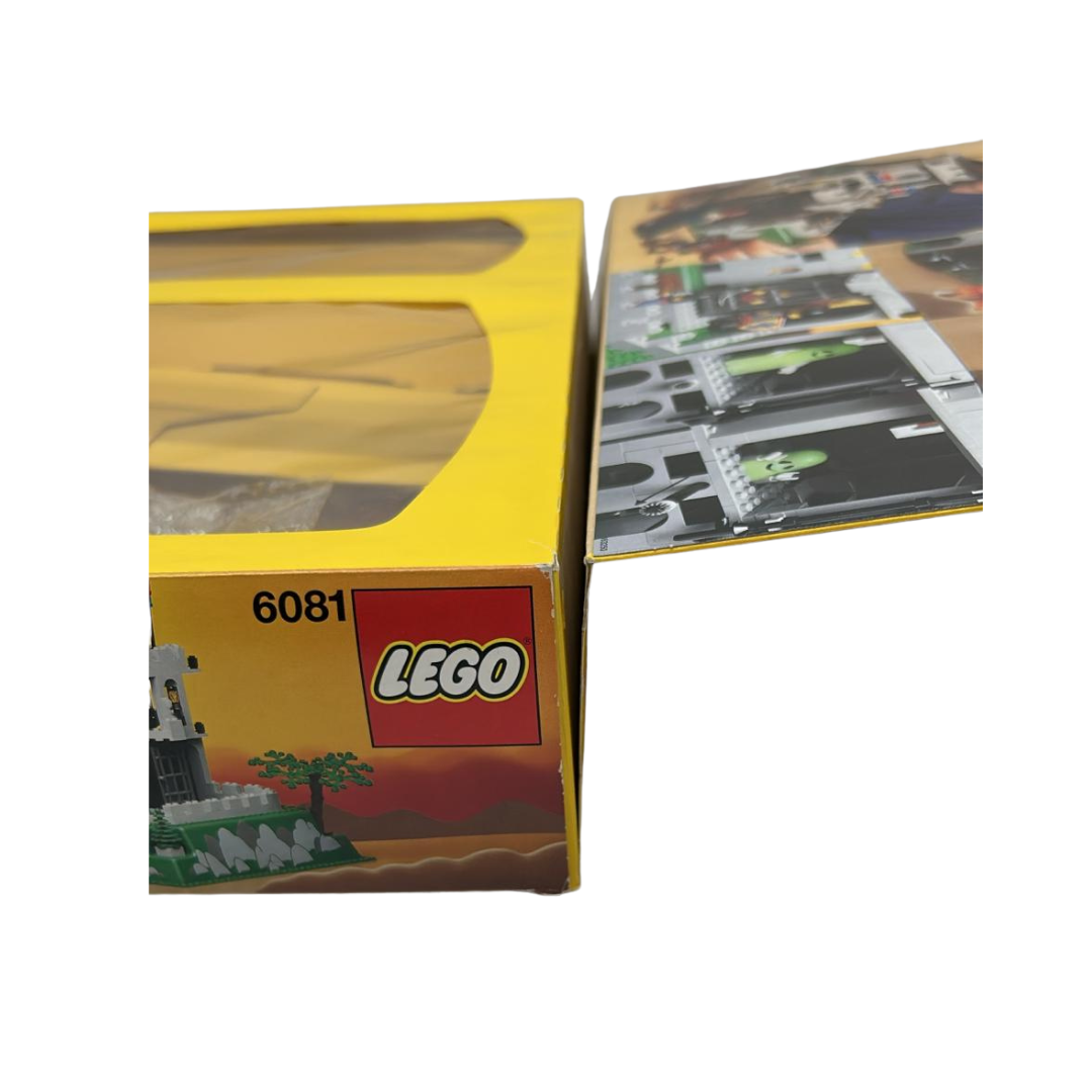 LEGO 6081 Castle Kings Mountain Fortress complete & with very nice box