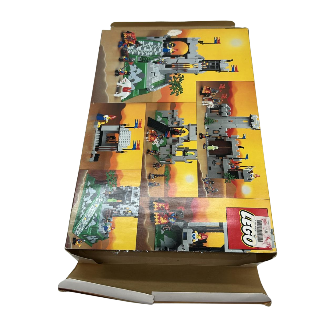 LEGO 6081 Castle Kings Mountain Fortress complete & with very nice box