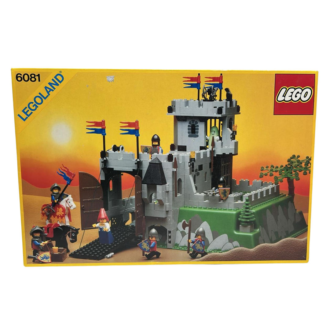 LEGO 6081 Castle Kings Mountain Fortress complete & with very nice box