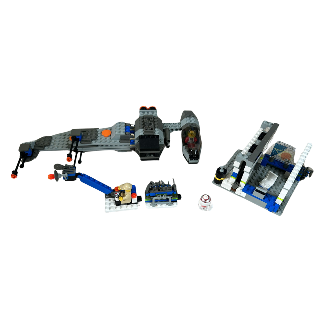 LEGO 7180 Star Wars: B-wing at Rebel Control Center  Tech, Pilot,  Droid. Inc