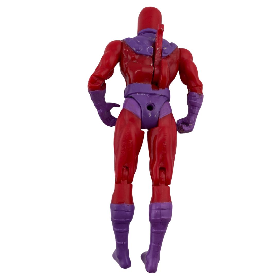 Magneto with cape by Toybiz working action 382