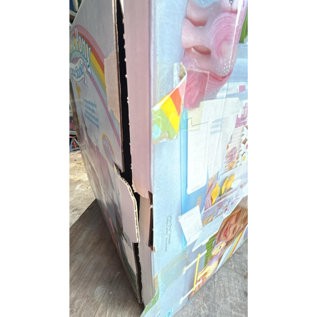 My Little Pony G1 Show Stable near complete with box