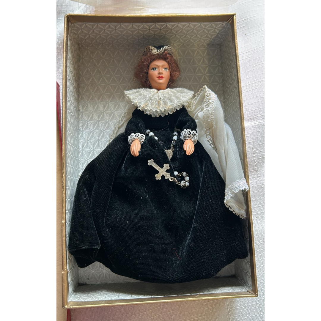 Peggy Nisbet doll in box made in England