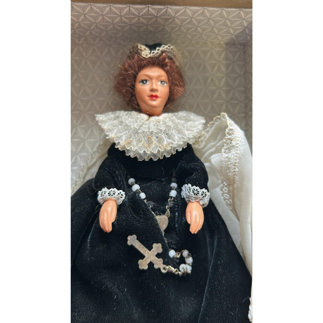 Peggy Nisbet doll in box made in England