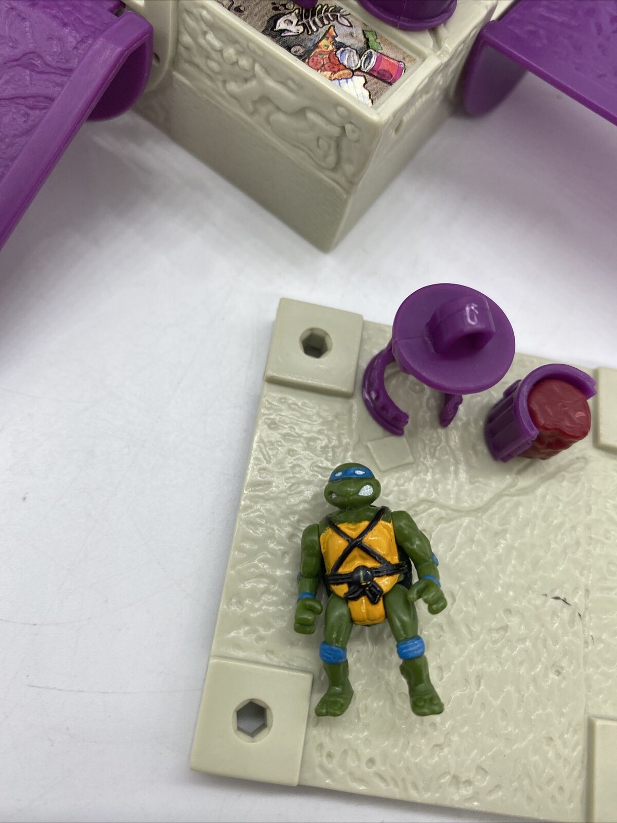 Teenage Mutant Hero Turtles Mini Mutants Channel 6 Playset TMNT Vintage Rare