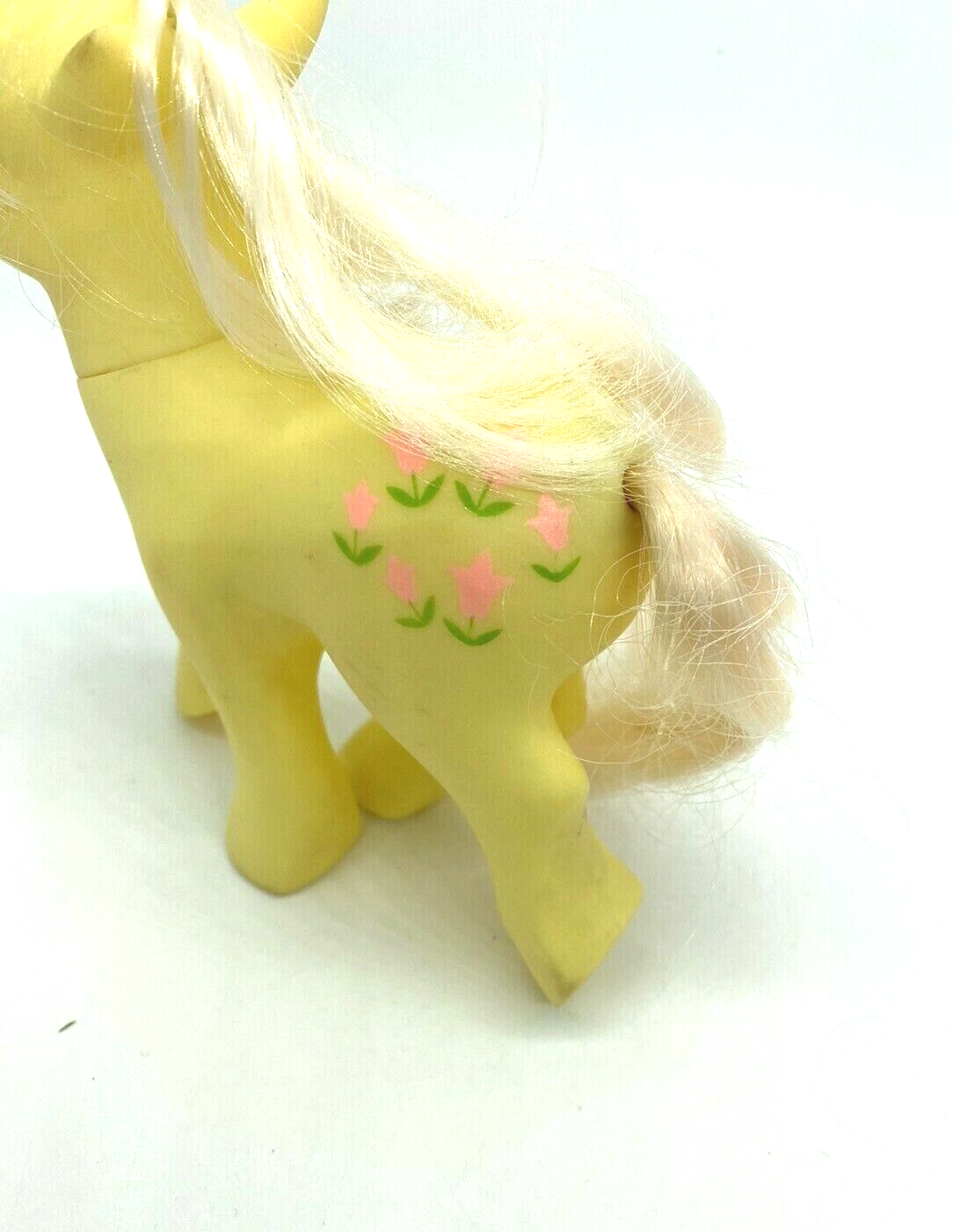 My Little Pony Posey, white hair, white flowers, 1984