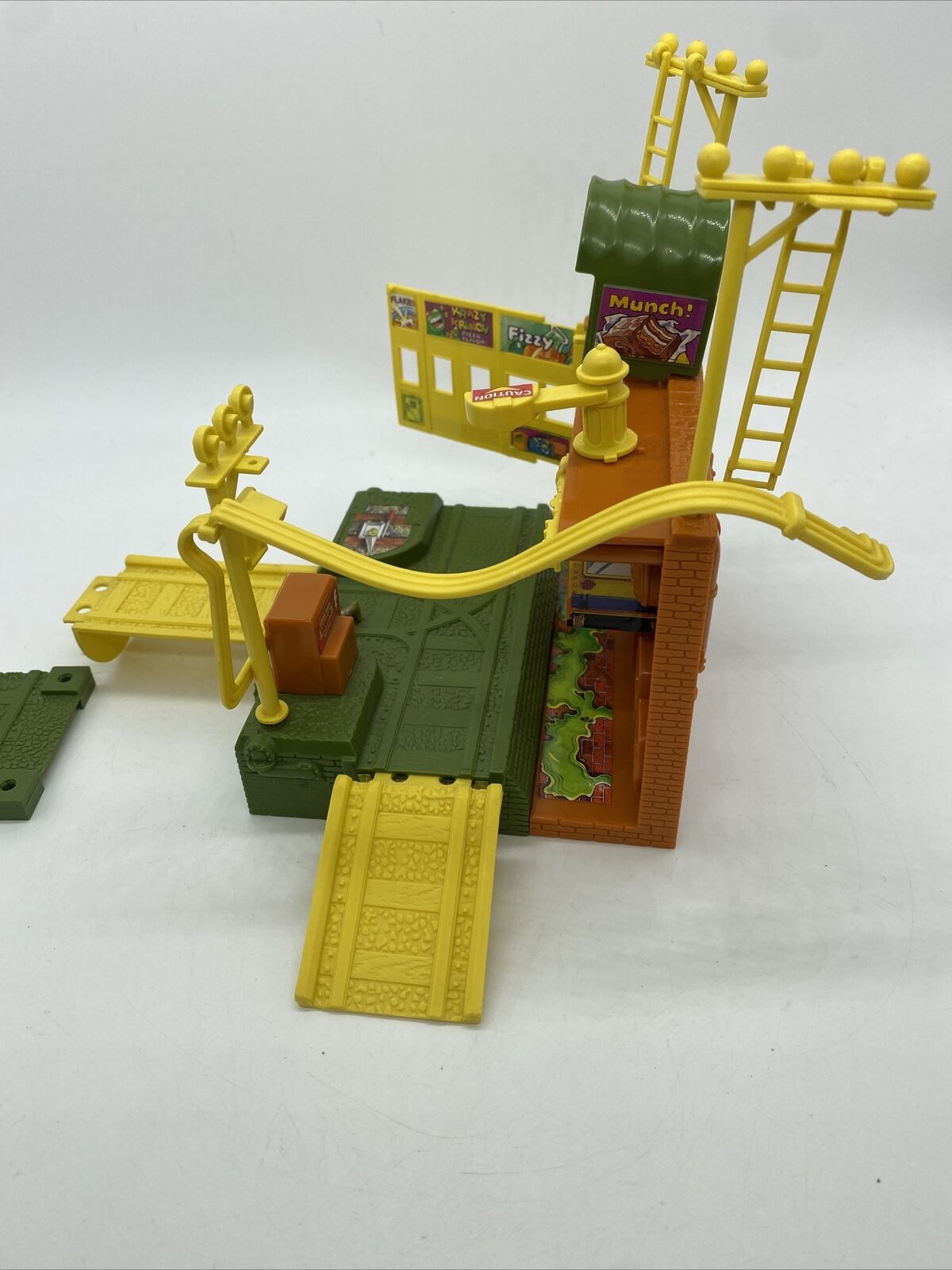 Teenage Mutant Hero Turtles Mini Mutants Metro Subway Playset TMNT Vintage Rare