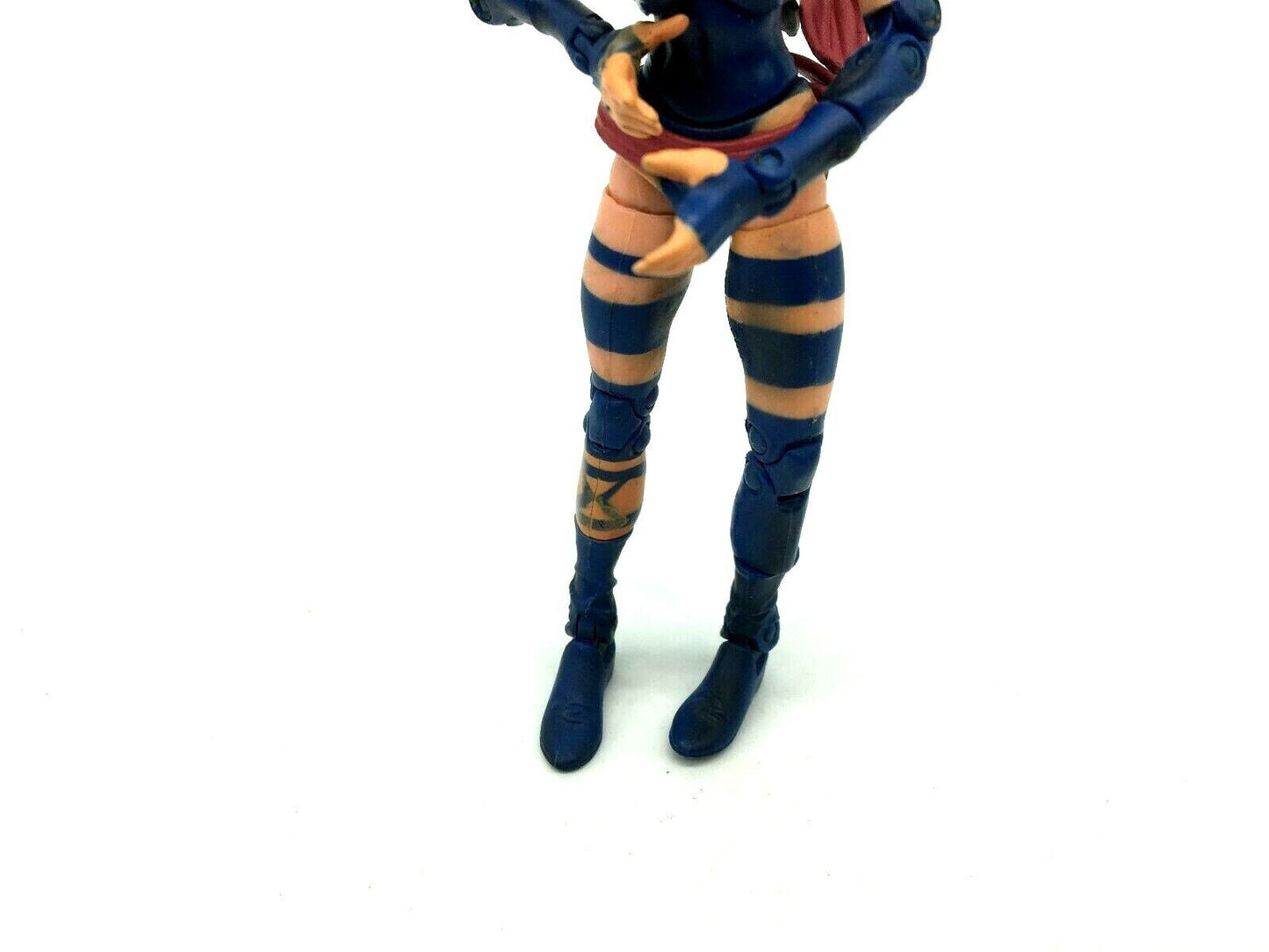 MARVEL LEGENDS UNIVERSE X-MEN - PSYLOCKE 6" FIGURE