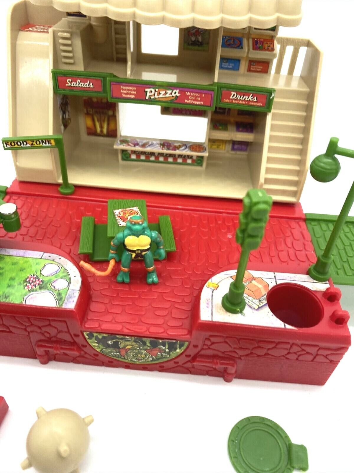 Mini Mutants TMNT Pizza Teenage Mutant Ninja Turtles Michaelangelo complete