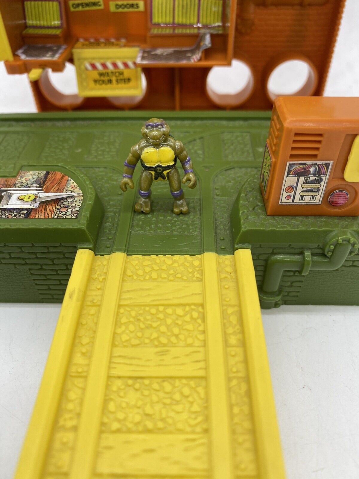 Teenage Mutant Hero Turtles Mini Mutants Metro Subway Playset TMNT Vintage Rare