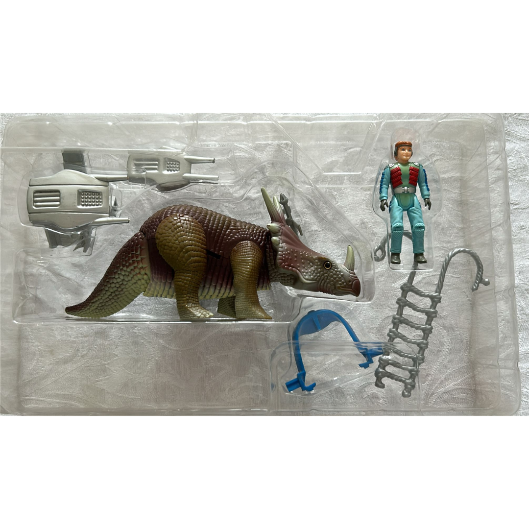 Dino Riders Styracosaurus Boxed With Inserts not complete 691
