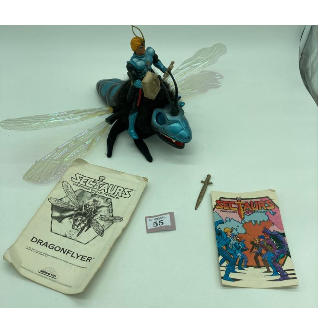 Sectaurs Dragon Flyer with Prince Dargon figure, boxed with instructions 55